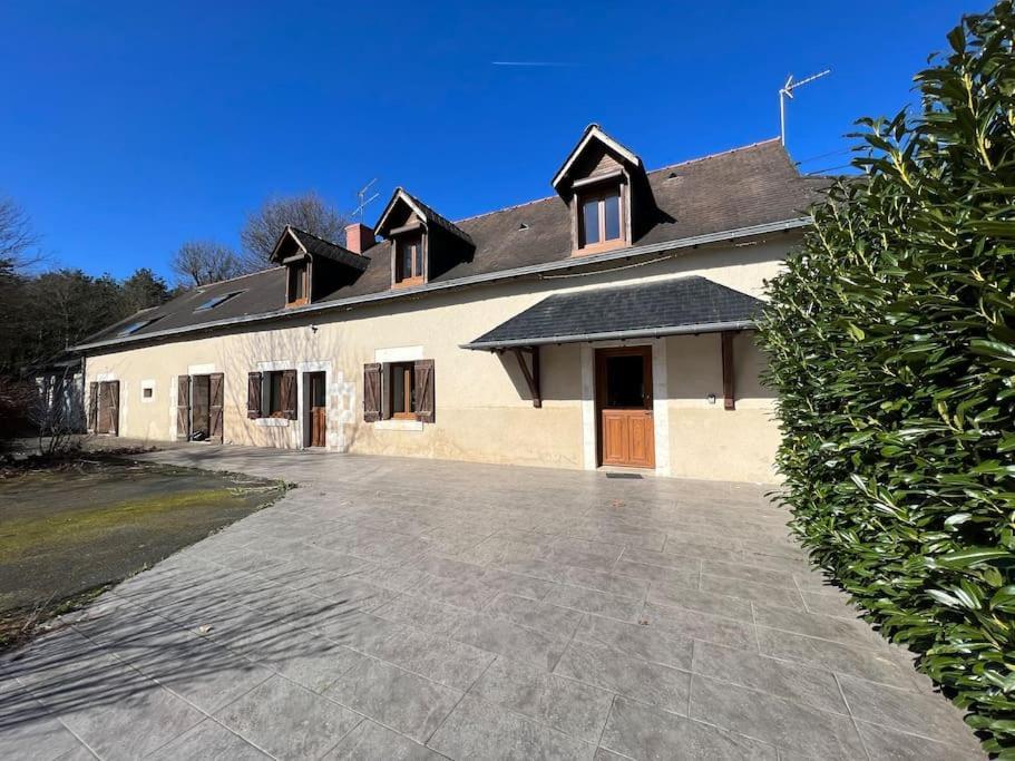 Le Cabaret Paisible Avec Piscine Vila Montierchaume Exterior foto